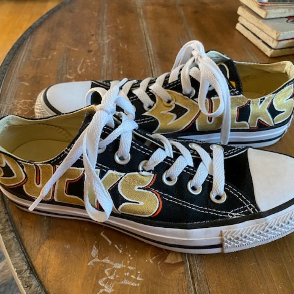 Converse Allstars Anaheim Ducks Tennis shoes